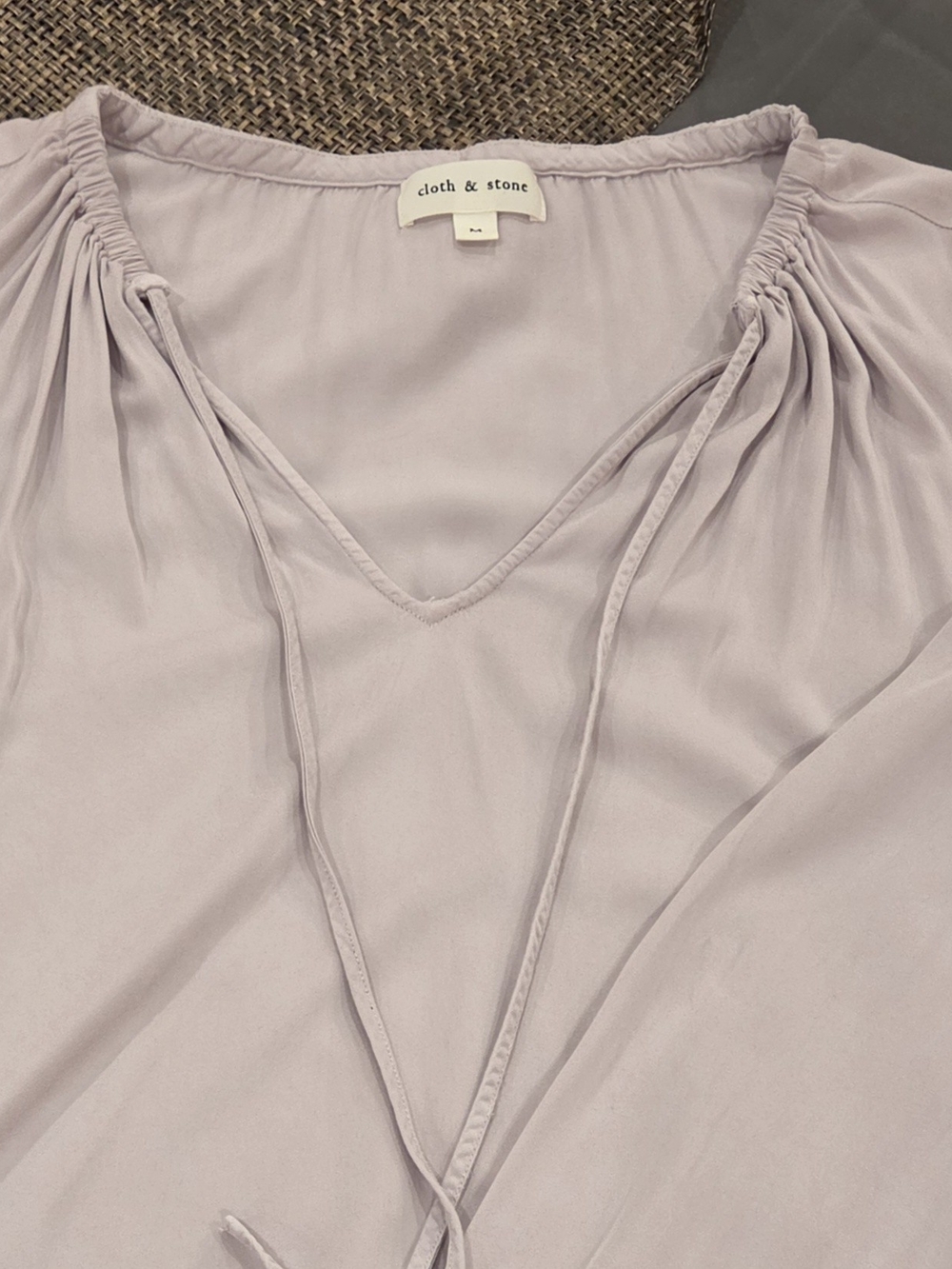 Cloth & Stone Luxe Satin Tie Blouse Lilac EcoVero V-Neck Size M